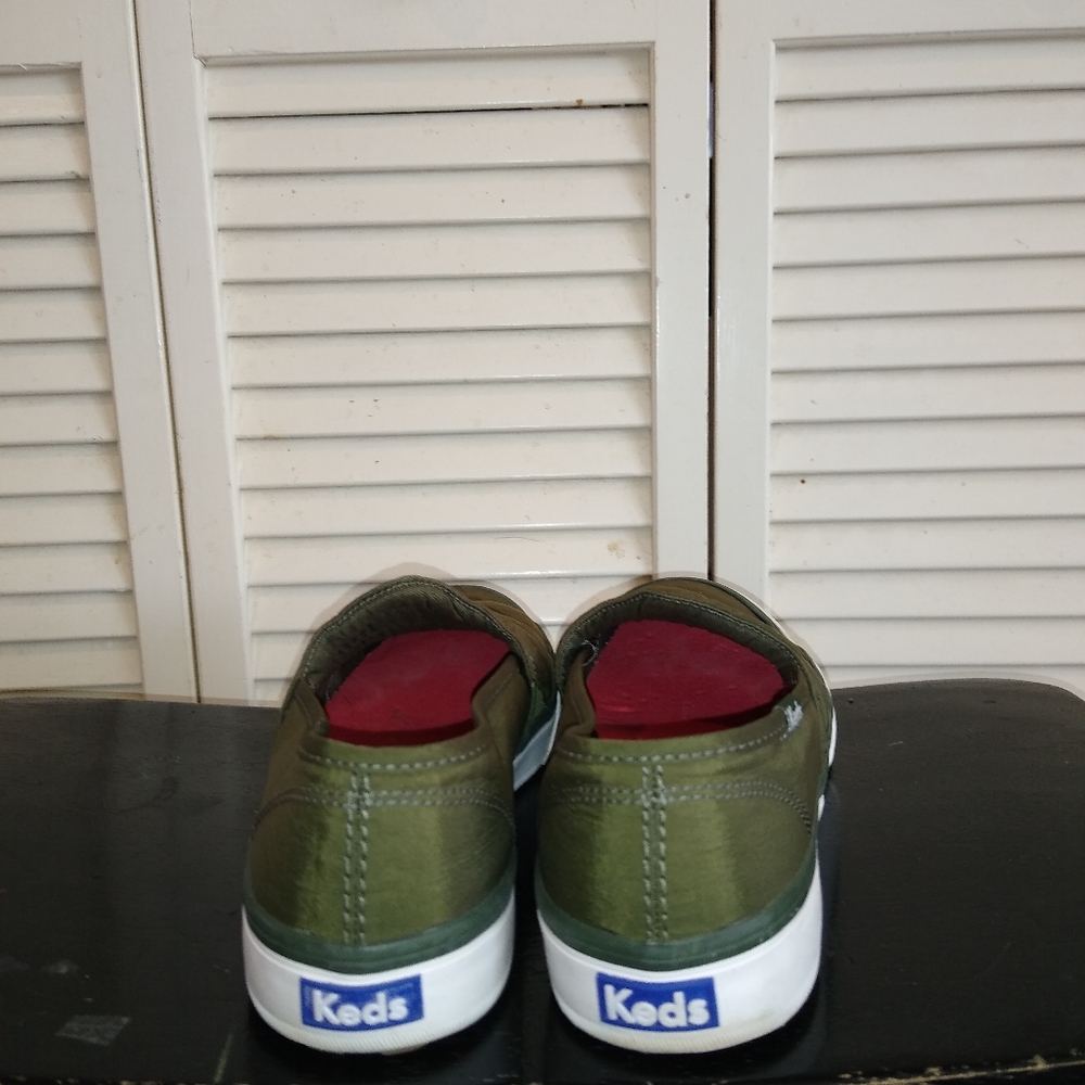Keds Olive Green Quilted Slip-On Sneakers Size 7 Softerra Comfort - Picture 3 of 9
